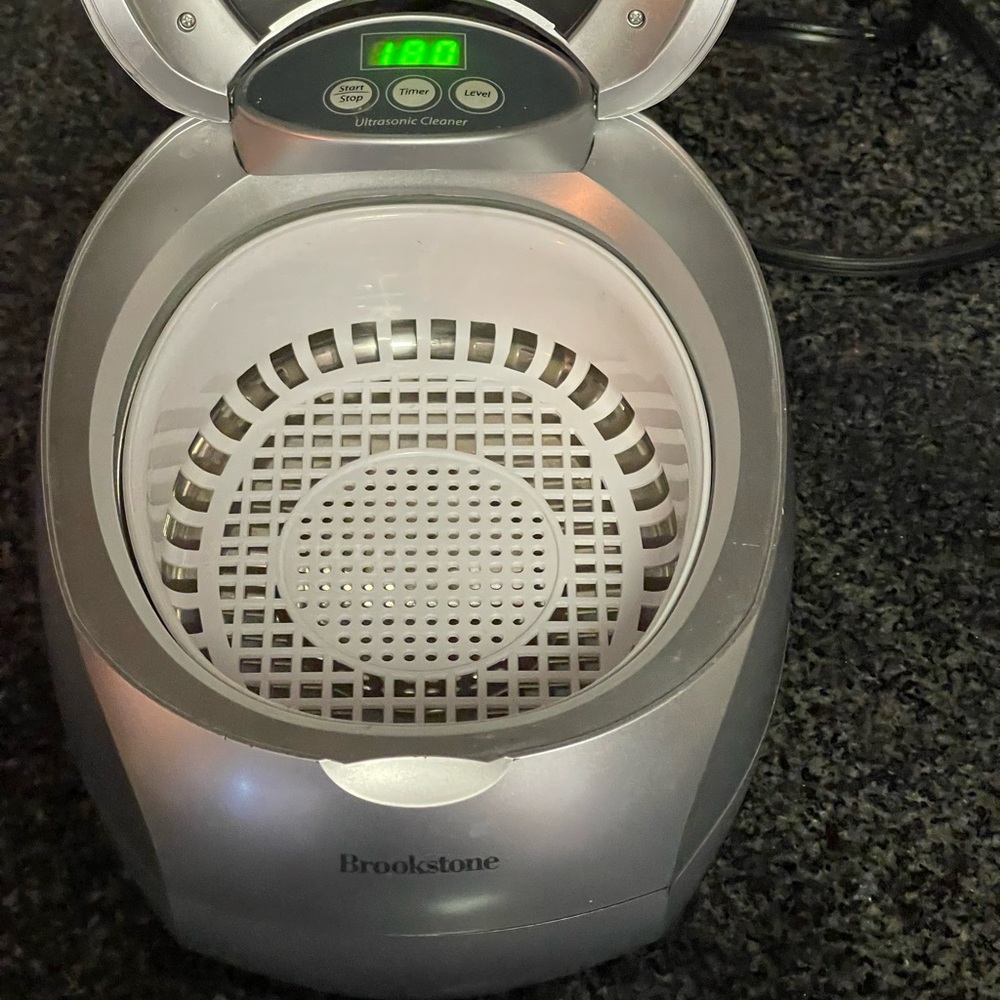 Brookstone ultrasonic jewelry cleaner